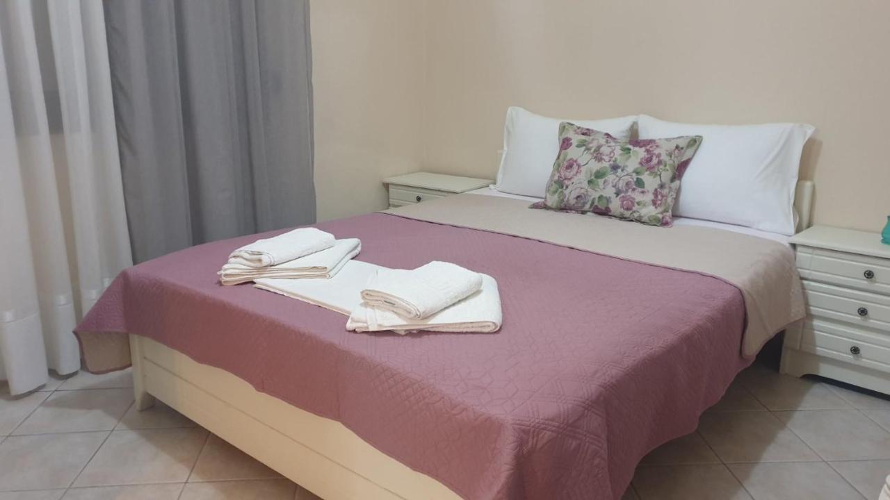 Evelyn Home Limenas  Exterior foto