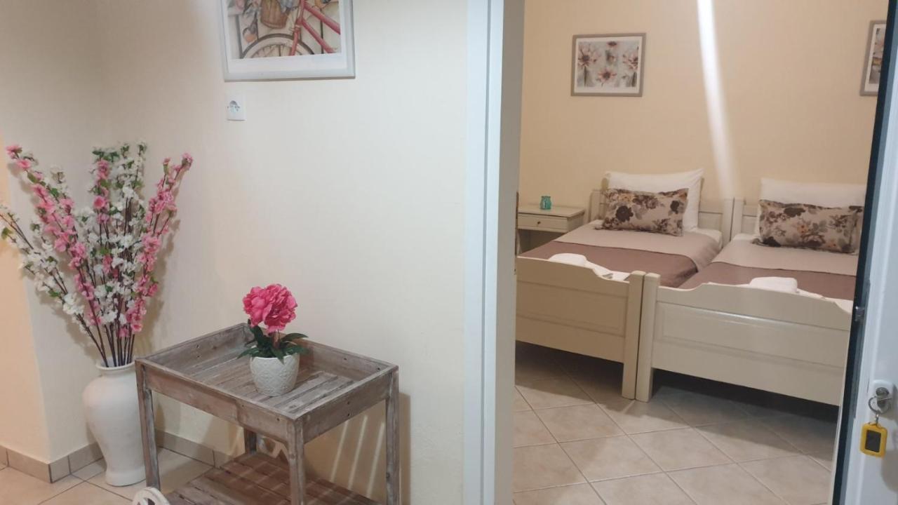 Evelyn Home Limenas  Exterior foto
